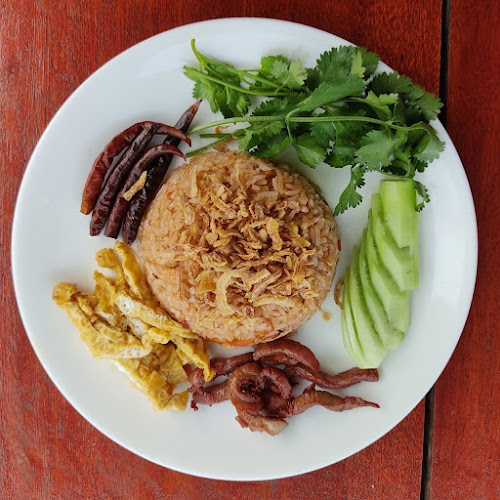 ครัวแม่ปรานอม อาหารเหนือ อาหารตามสั่ง - อำเภอบางบัวทอง