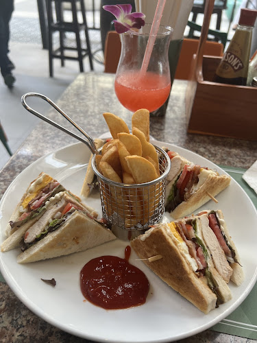 Irish Times Pub Phuket - อำเภอกะทู้