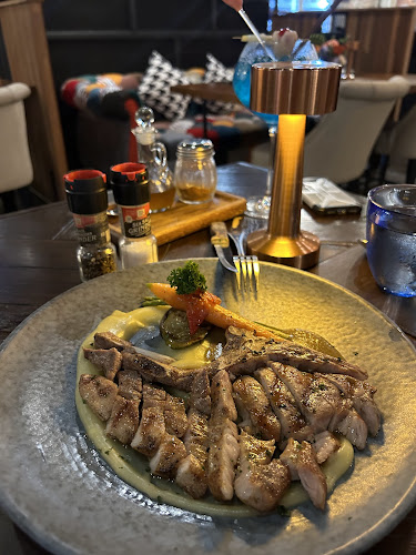 Comentarii opinii despre Five Crossing