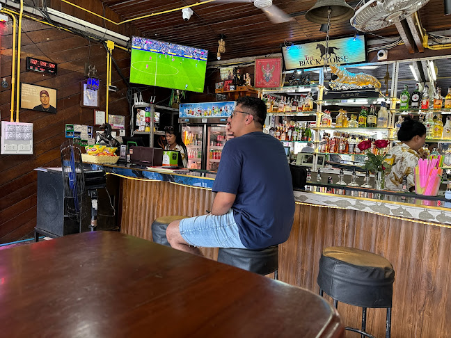 Comentarii opinii despre Black Horse Bar