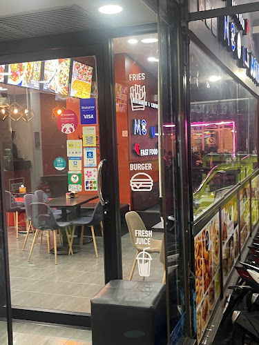 Metro Fast Food مترو - การบริการอาหารและที่พัก