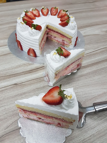 A • ANT BAKE - เมือง