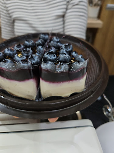 CUPSs Coffee shop 咖啡店 ร้านกาแฟคัพส์ - การบริการอาหารและที่พัก