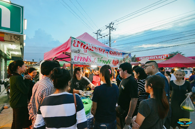 Comentarii opinii despre ตลาดนัดเรือบิน