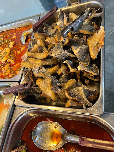 16 บ้าน ถนนทางหลวงสาย 3296 ตำบลบางเลน อำเภอบางเลน นครปฐม 73130