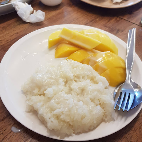 Opinii despre Food Market Restaurant Karon în อำเภอเมืองภูเก็ต - การบริการอาหารและที่พัก