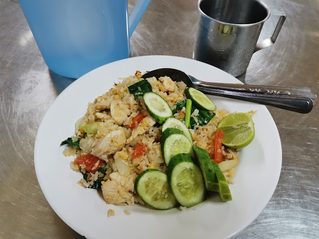 Opinii despre ブアカーオ名無し食堂 în อำเภอบางละมุง - การบริการอาหารและที่พัก