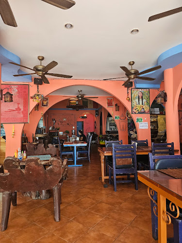 Mikes Mexican Restaurant - อำเภอบางละมุง