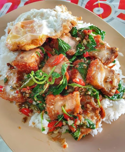 Opinii despre ร้านอาหารตามสั่งป้านวยไร้เทียมทาน în อำเภอเมืองสุโขทัย - การบริการอาหารและที่พัก