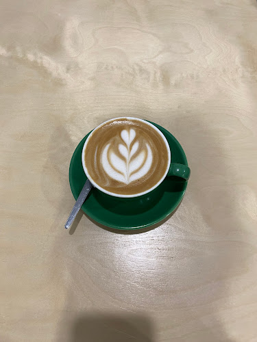 HYPE Coffee Bar (ที่จอดรถอยู่ชั้นใต้ดิน ทางลงอยู่ติดกับร้าน) - อำเภอหาดใหญ่