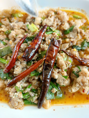 Opinii despre เสรีไก่ย่างเขาสวนกวาง în อำเภอเมืองขอนแก่น - การบริการอาหารและที่พัก