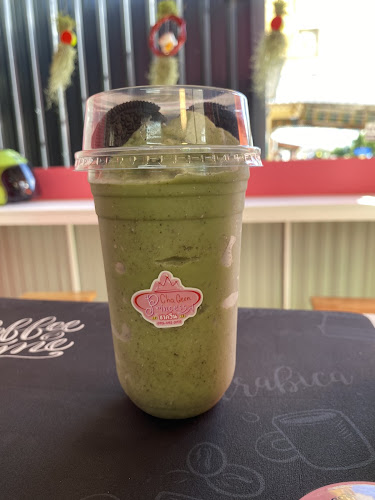 ชาควีนชานมไข่มุกบราวชูก้าสาขา2สาขาตรงข้ามหน้าโรงเรียนวัดไทยฯ - การบริการอาหารและที่พัก