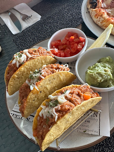 ถนน ปฏัก ตำบล กะรน อำเภอเมืองภูเก็ต ภูเก็ต 83100