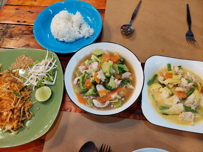 Comentarii opinii despre Sweet Chilli Restaurant & Bar @Karon Beach