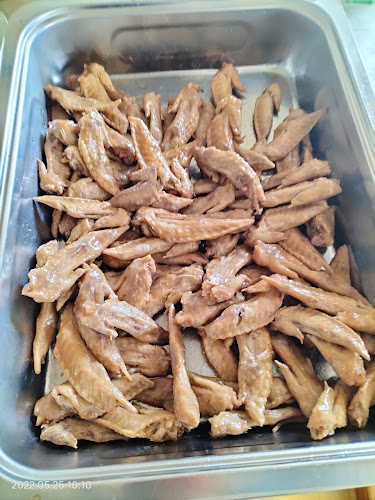 เจ๊หมวยก๋วยเตี๋ยวไก่มะระบุฟเฟ่ต์ - อำเภอบางพลี