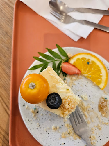 Opinii despre U Cup Coffeebar x Specialty Coffee (ยูคัพ คอฟฟี่บาร์ เอ็กซ์ สเปเชียลตี้คอฟฟี่) în อำเภอเมืองระยอง - การบริการอาหารและที่พัก