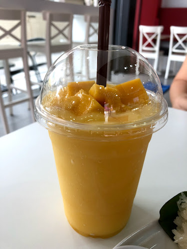 เมอเวนพิค ไอศกรีม สาขา อมตะ ป่าตอง - การบริการอาหารและที่พัก