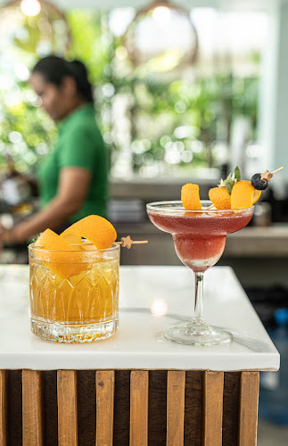 So French Restaurant and Bar