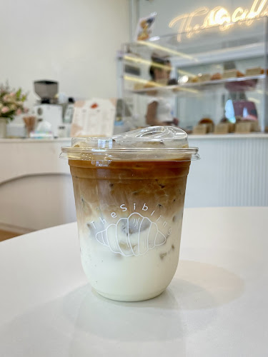 The Sibling (Croissant&Café Ubon)