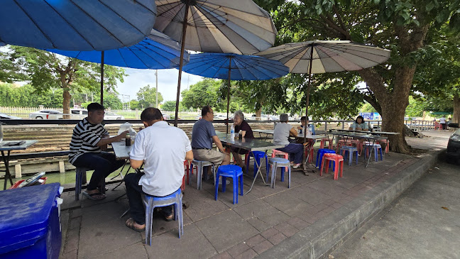 Comentarii opinii despre Hongyok Pork Red Rice - ข้าวหมูแดงหงษ์หยกนครปฐม(ริมคลอง)