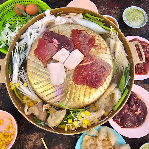 Opinii despre ร้านจิ้มจุ่มมุมตึก în อำเภอเมืองพิษณุโลก - การบริการอาหารและที่พัก