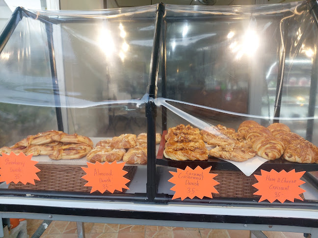 R8FV+W4H ถ. เจ้าฟ้าตะวันออก ตำบล ฉลอง อำเภอเมืองภูเก็ต ภูเก็ต 83000