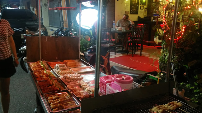 夜市Michael's Bar - Phuket Town - การบริการอาหารและที่พัก