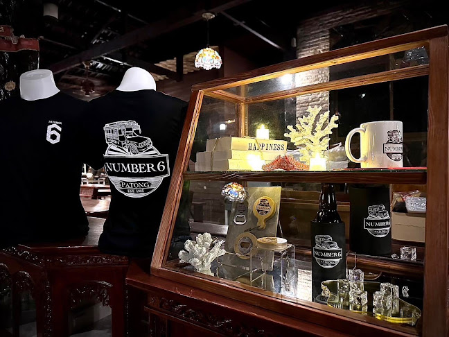 No.6 Restaurant Up The Hill