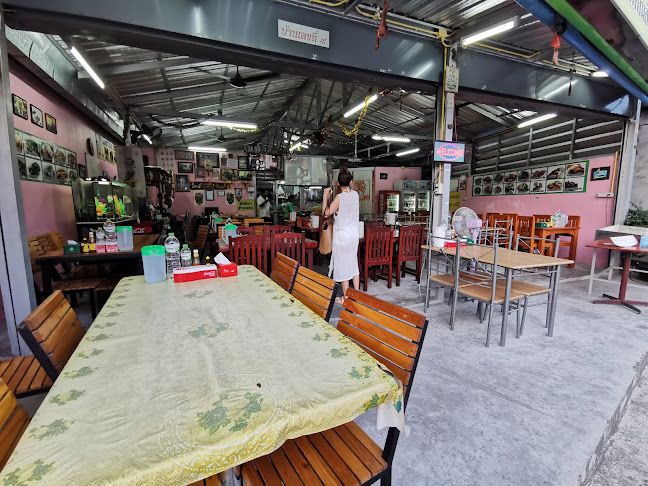 Comentarii opinii despre น้องวิน ข้าวต้มโต้รุ่ง เกาะสมุย