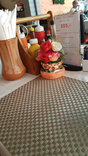 Friends cafe Jomtien - อำเภอบางละมุง