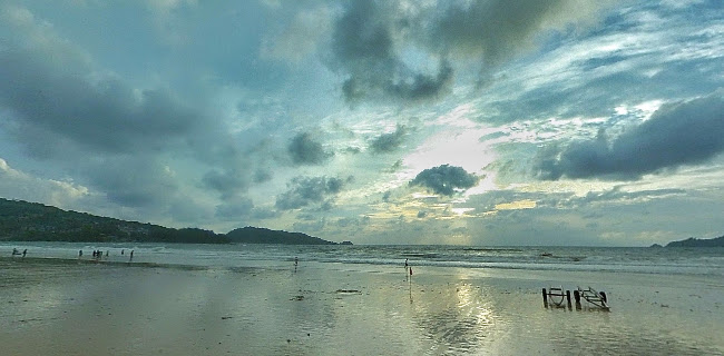 Opinii despre Phuket Onbeach Thai Cuisine în อำเภอกะทู้ - การบริการอาหารและที่พัก