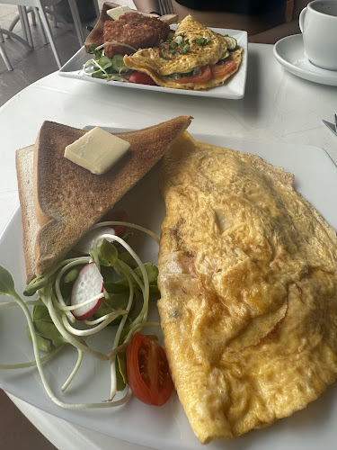 179, 1 Khoktanod Road, ตำบล กะรน อำเภอเมืองภูเก็ต ภูเก็ต 83100