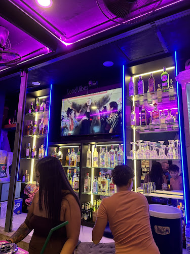 Copper Bar Phuket - อำเภอกะทู้