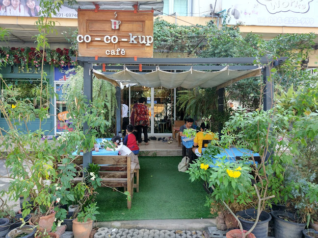 608 ถ. ราชมรรคา ตำบลสนามจันทร์ อำเภอเมืองนครปฐม นครปฐม 73000