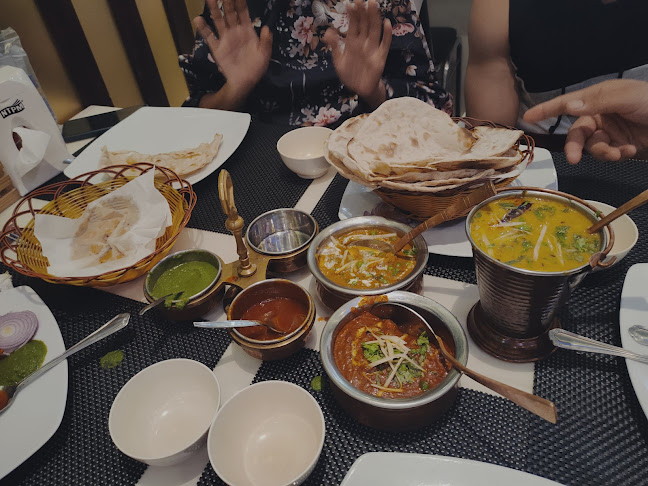 Haveli patong restaurant - การบริการอาหารและที่พัก