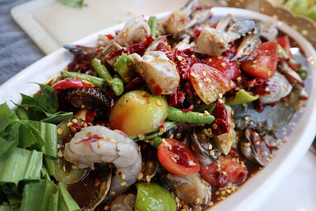 ตำเหลาข้าวเหนียว