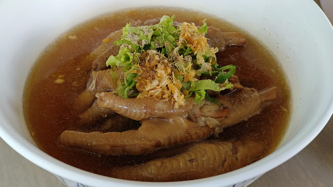 ก๋วยเตี๋ยวเนื้อ อ.เด็ด - การบริการอาหารและที่พัก