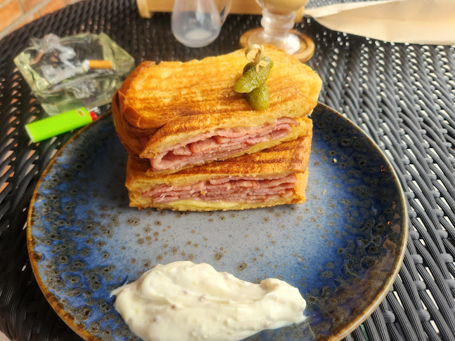 74 ถนน รัษฎา T.Talad-Yai, อำเภอเมืองภูเก็ต ภูเก็ต 83000