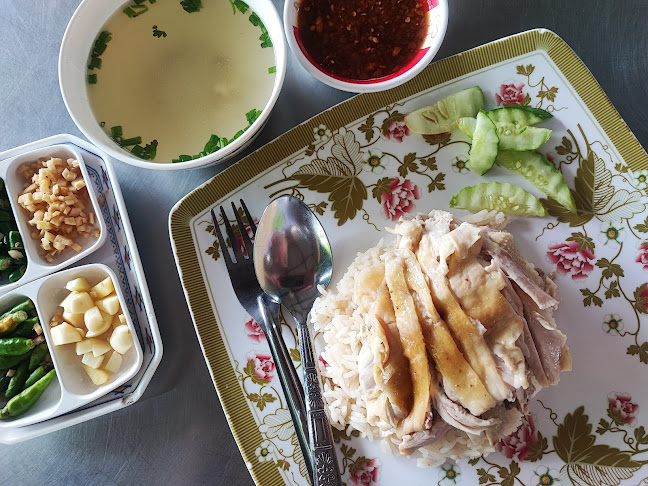 ร้านข้าวมันไก่บางบอน - การบริการอาหารและที่พัก