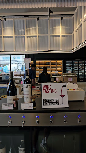 ไวน์โปร พัทยา - อำเภอบางละมุง