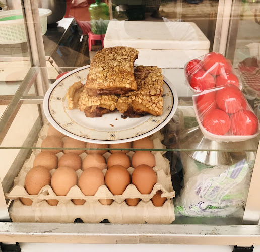 ร้านอาหารป้าแหม่ม