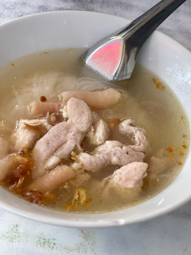 Comentarii opinii despre Nai Tong Thai Chicken Noodle Shop