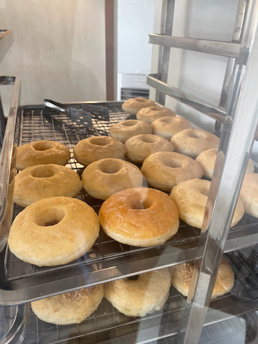 Opinii despre CHARLOTTE DOUGHNUTS Sai Song în อำเภอหาดใหญ่ - การบริการอาหารและที่พัก