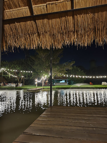 R2CV+XF5 Unnamed Road อำเภอเมืองนครปฐม นครปฐม 73000