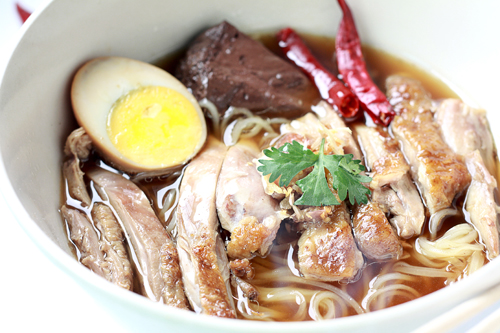 ตั้งฮั้งชวง อากงเป็ดพะโล้ ก๋วยเตี๋ยวเป็ด