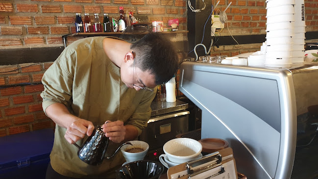 Comentarii opinii despre Midori Coffee Roastery