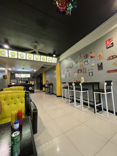 Wanted Burgers & Beer برجر бургер 汉堡包 - การบริการอาหารและที่พัก