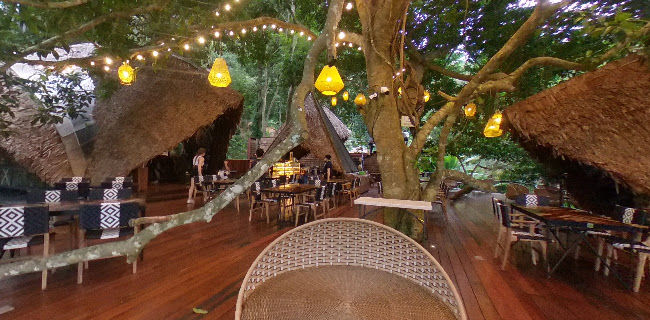 Three Monkeys Restaurant