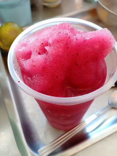 ภิญญา ผลไม้สดปั่น & กาแฟสด ( pinya smoothies café ) - การบริการอาหารและที่พัก