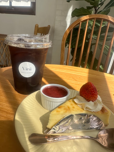 Vini cafe&garden ไวน์นิ คาเฟ่ แอนด์ การ์เด้น